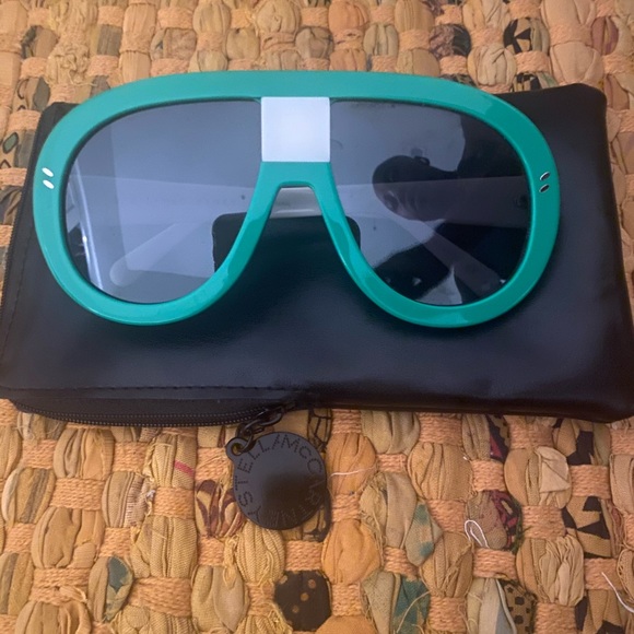 Stella McCartney Aviator Shades - Picture 3 of 3